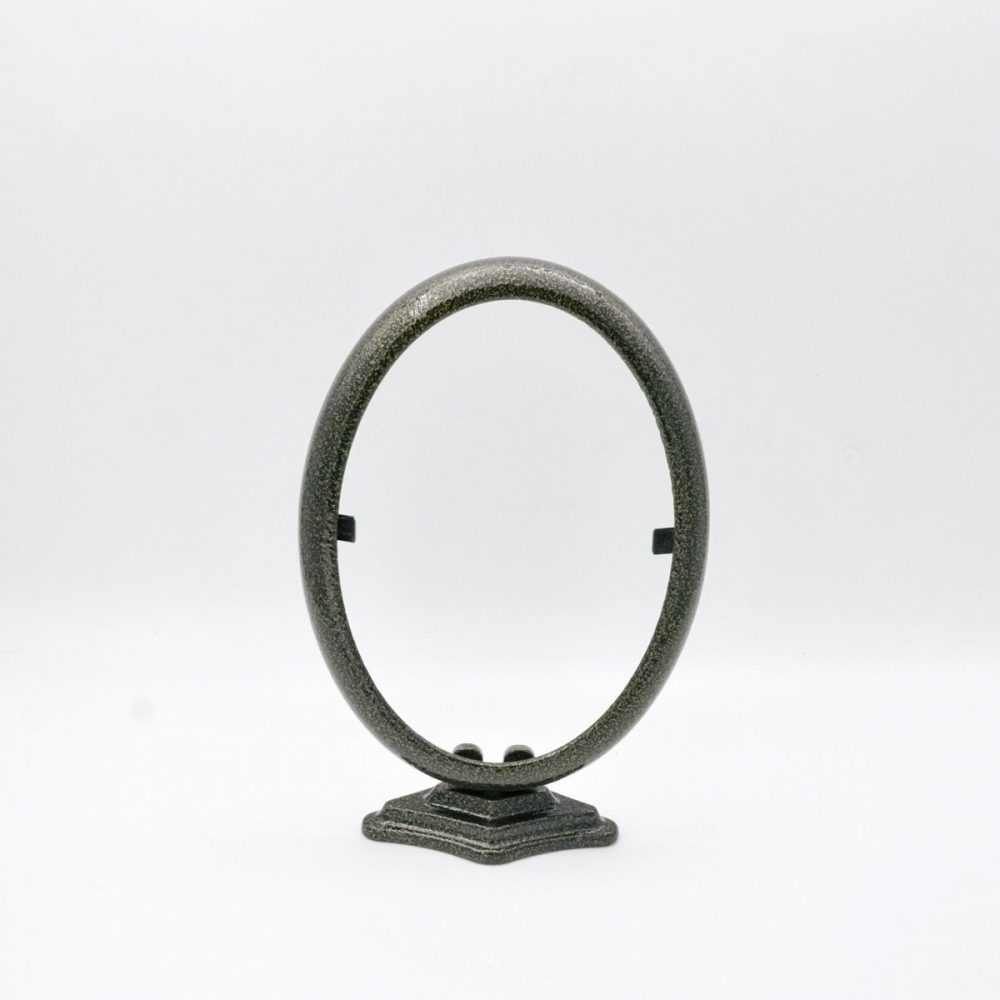 Εκκλησιαστικά Είδη Λαγός Κορνίζα Οβάλ με Βάση Χρυσό Μαύρο 13*18