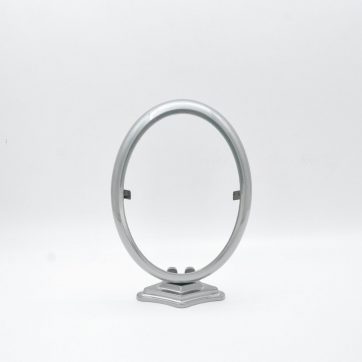 Εκκλησιαστικά Είδη Λαγός Κορνίζα Οβάλ με Βάση Νίκελ Ματ 13*18