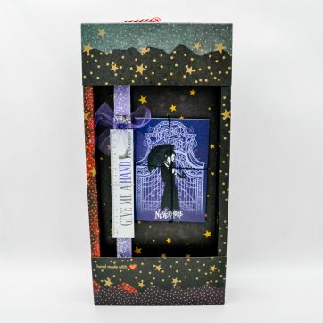 Εκκλησιαστικά Είδη Λαγός Λαμπάδα Wednesday Βιβλιαράκι Μώβ